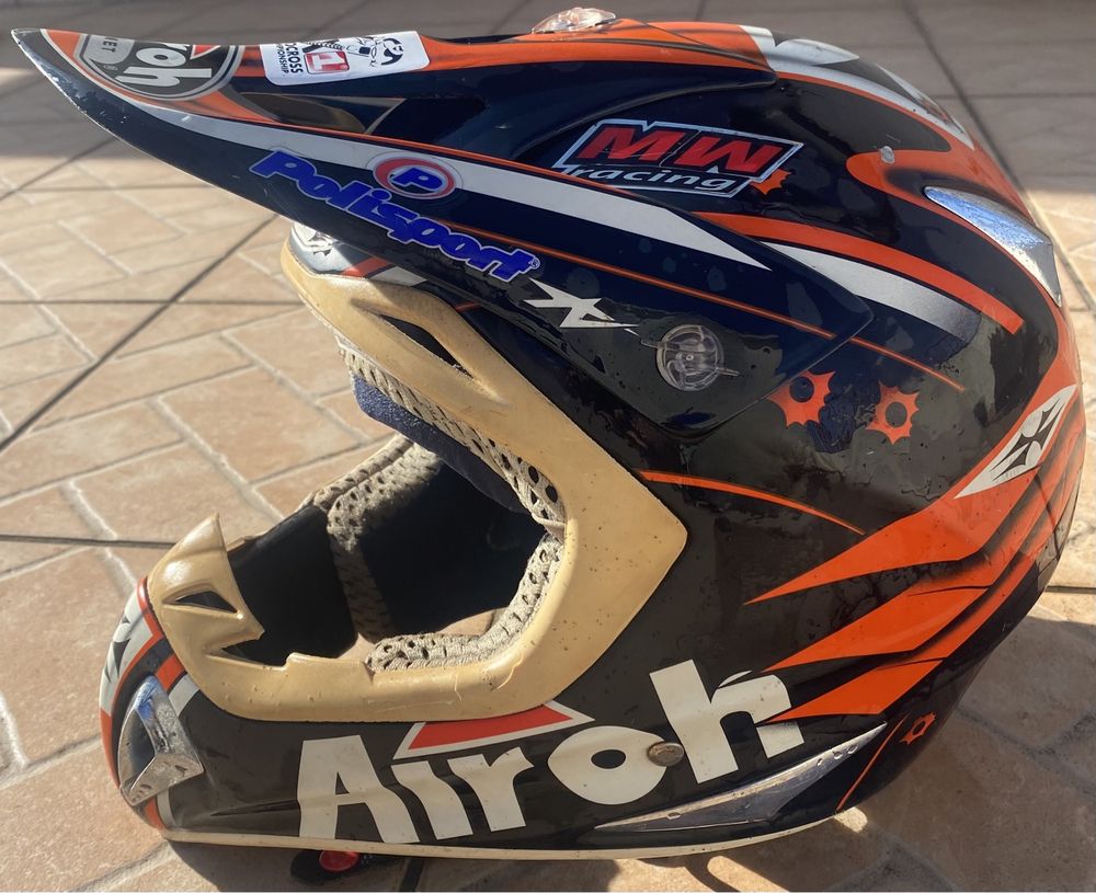 Capacete Airoh Motocross