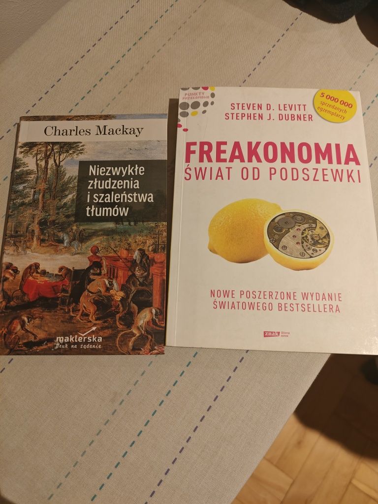 Książki -Niezwykłe złudzenia i szaleństwa tłumów -  Freakonomia