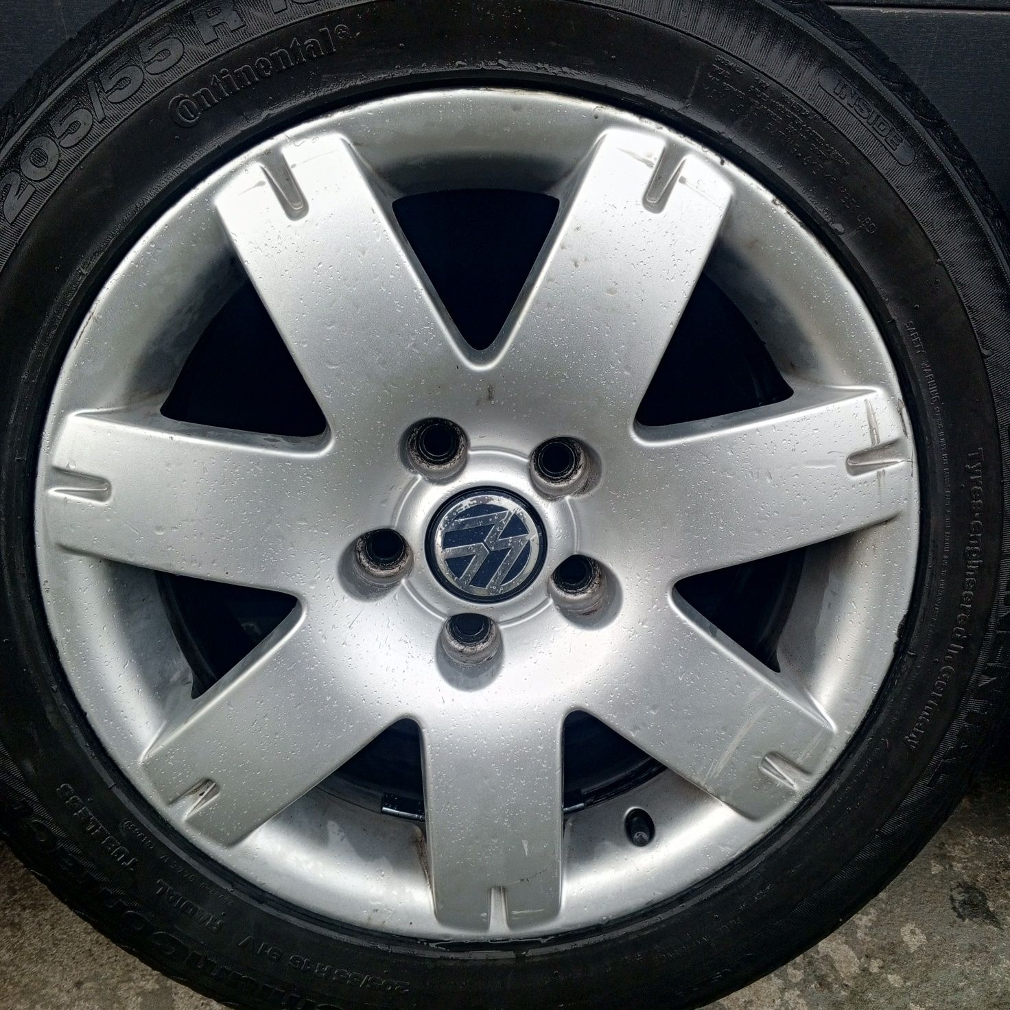 Felgi Passat B5 5 śrub 16 R
