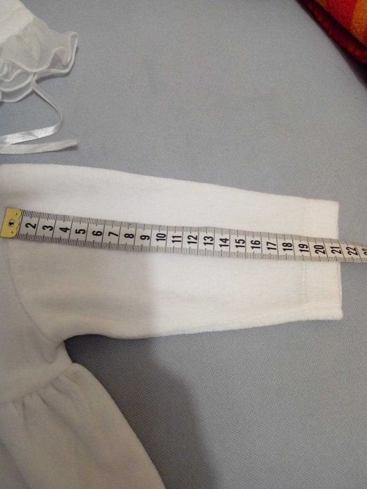 Sukienka i czapeczka dziewczęca biała, roz. 80