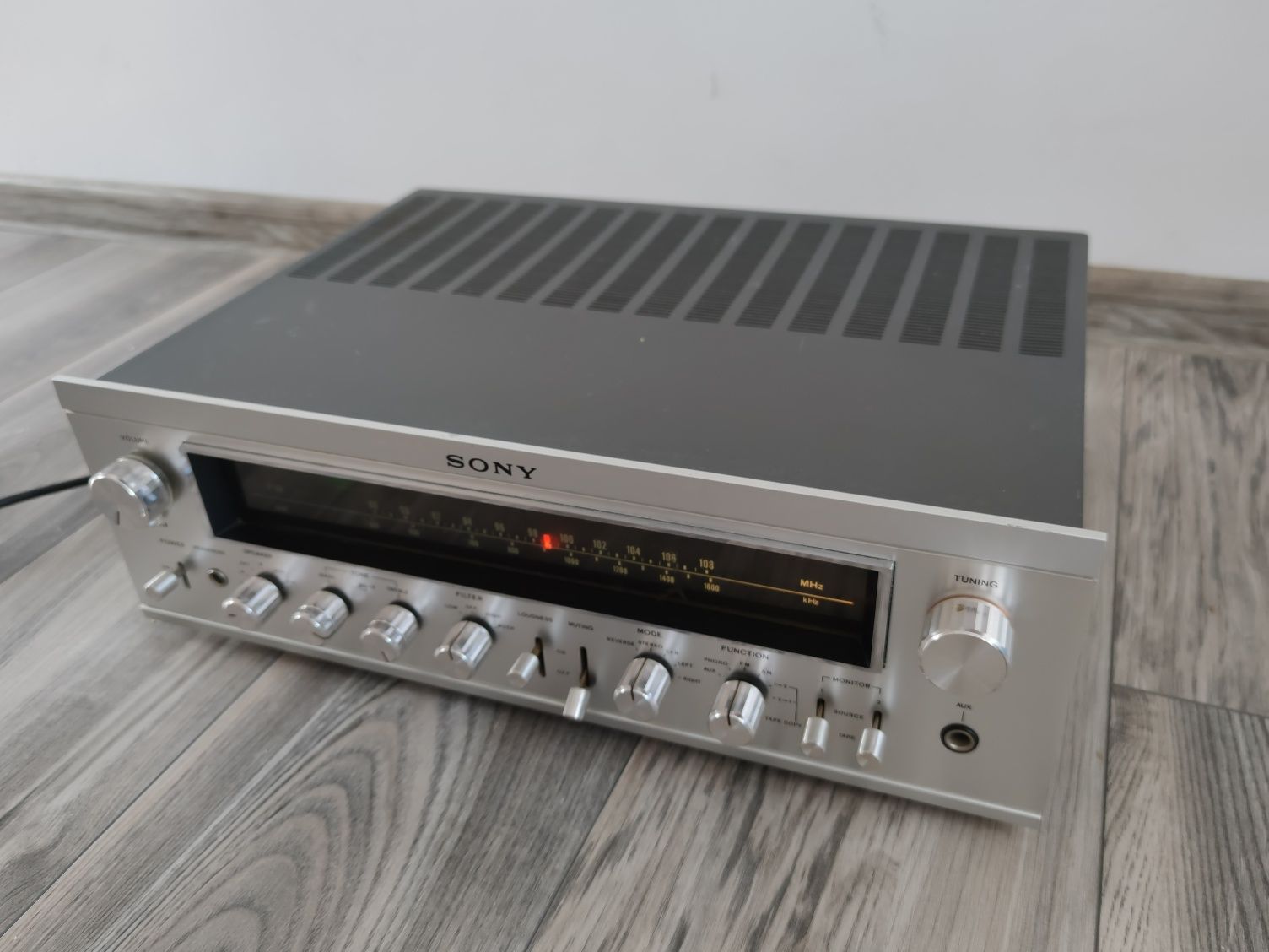 Sony STR-7055 piękny wzmacniacz vintage seria 7. Aluminium. Ciężki.