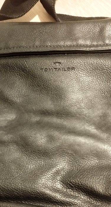 Torebka skórzana czarna Tom Tailor