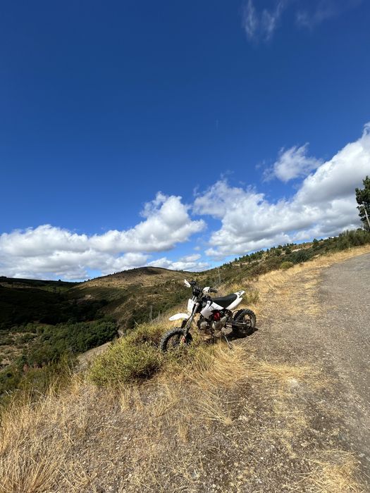 Pit bike 125cc pouco usada