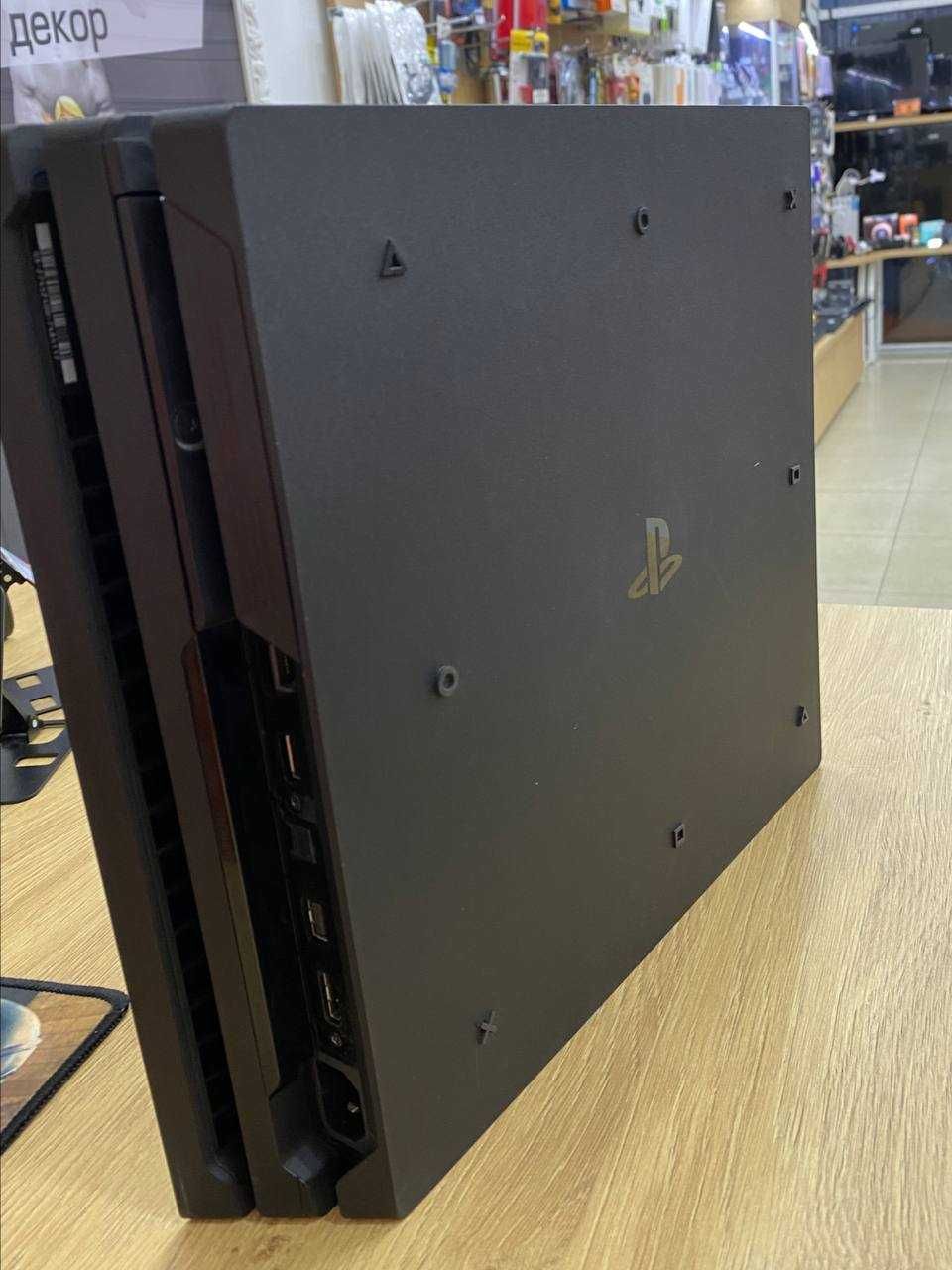 Ігрова Приставка PS4 Pro 1Tb--ГАРАНТІЯ 6 МІСЯЦІВ--