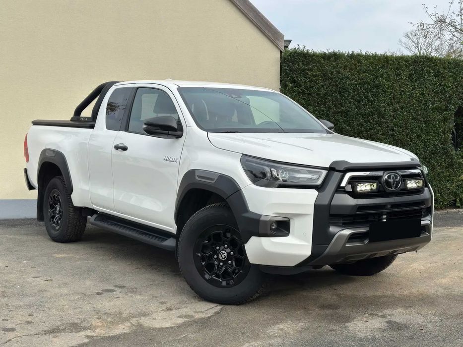 Toyota Hilux      2022