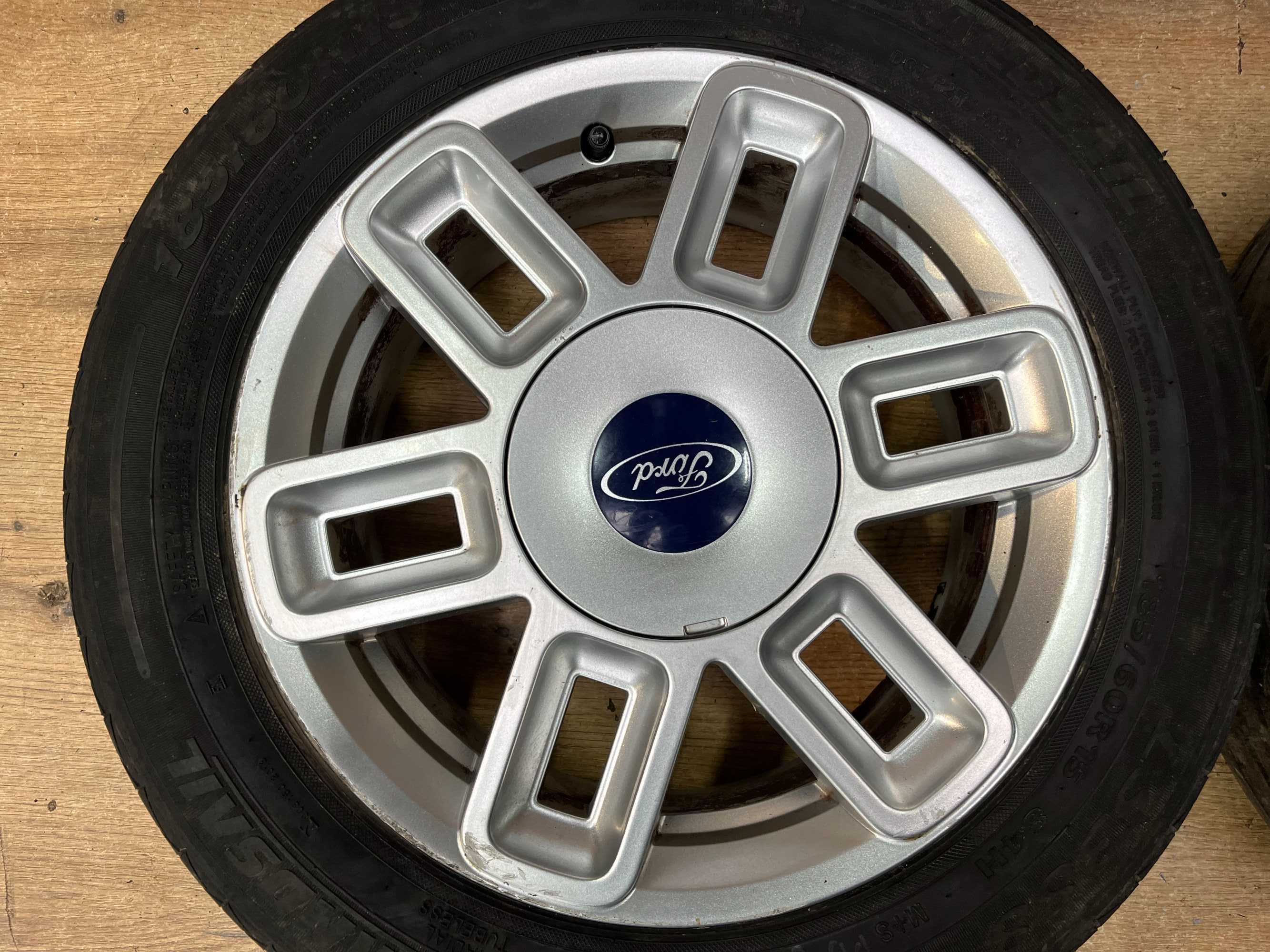 Koła/komplet kół/felgi Ford Connect 185/60/R15