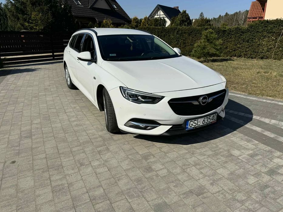 Opel Insignia Opel Insignia Sport Tourer B z niezawodnym silnikiem 2.0 CDTI 170 KM