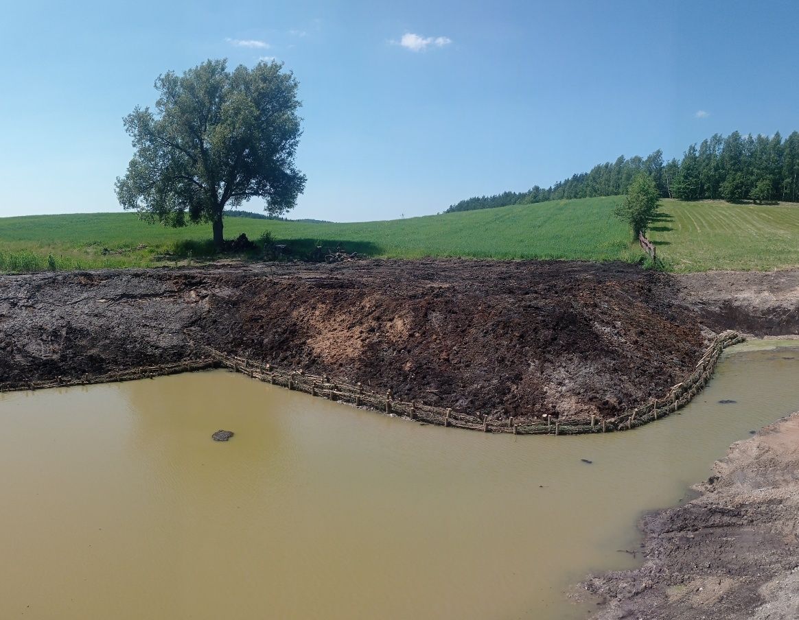 Kopanie stawów pogłebanie odmulanie koparka long nasypy drogi szutrowe