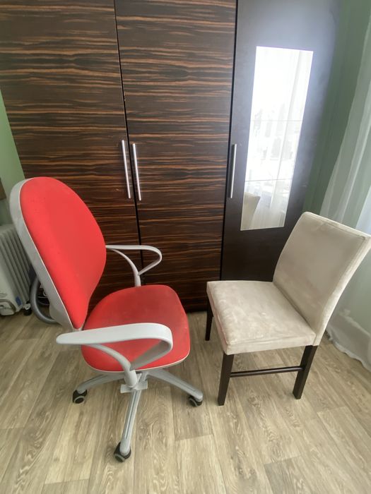 Продам стулья б/у