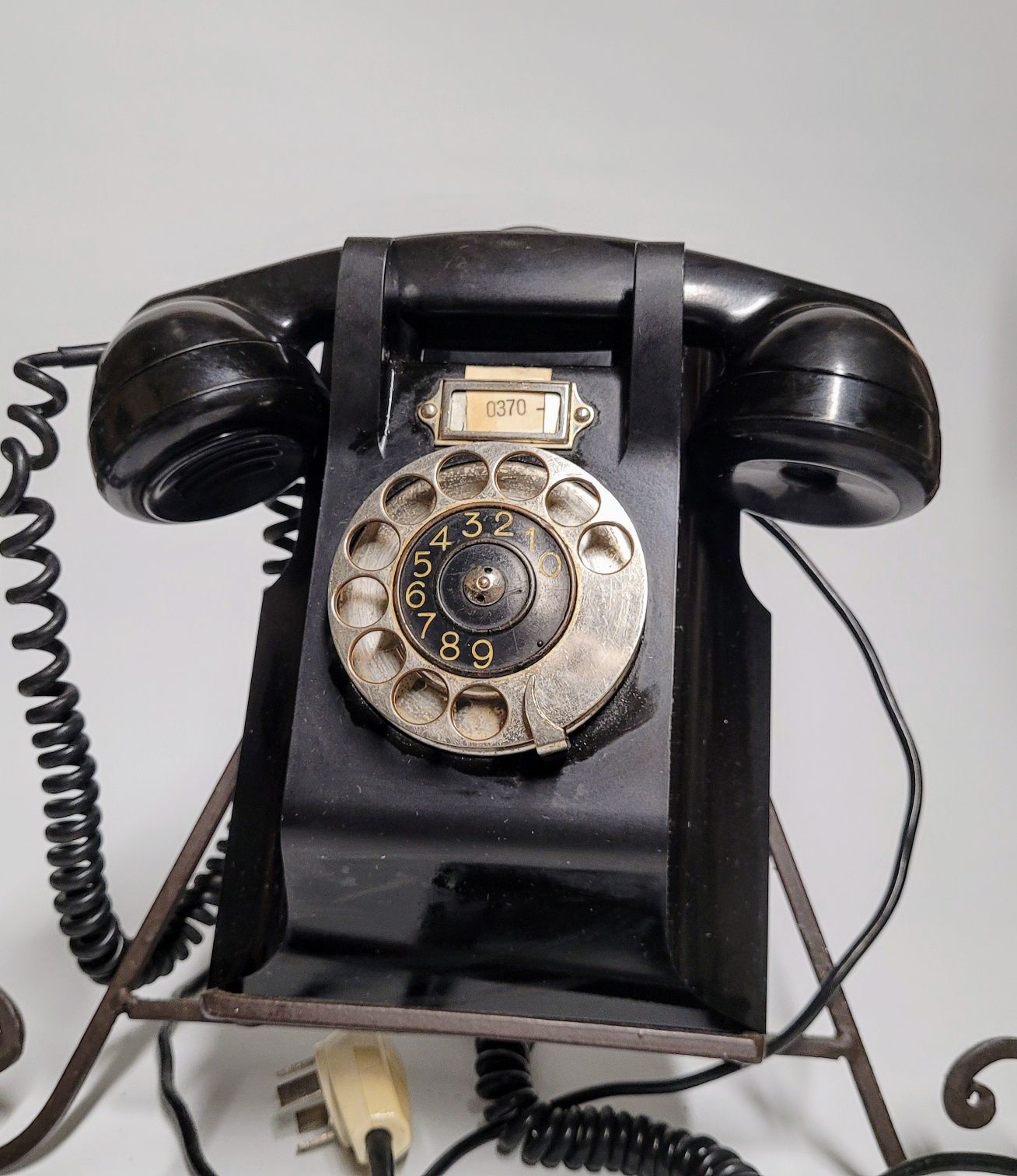 Telefon ebonitowy/bakelitowy retro