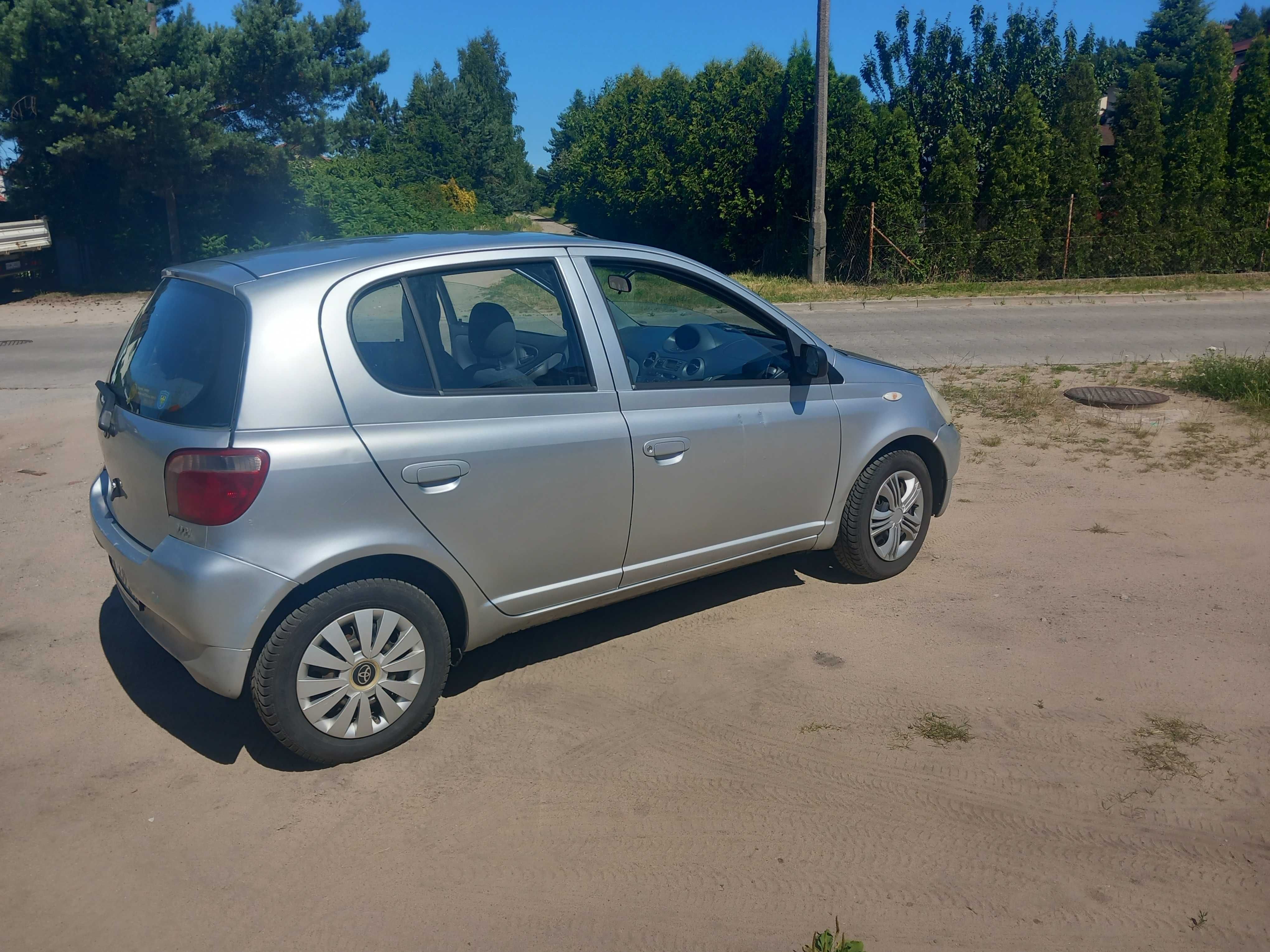 Toyota Yaris 1,3 benzyna 5 drzwi - klima , elektryka