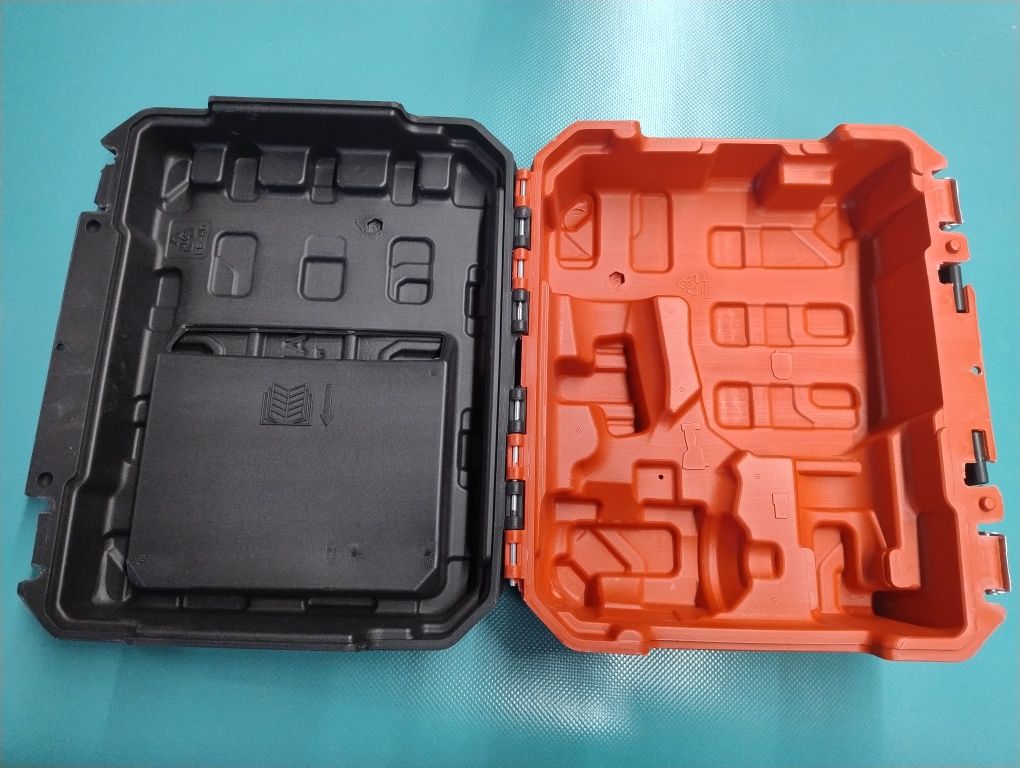 Box narzedziowy nowy