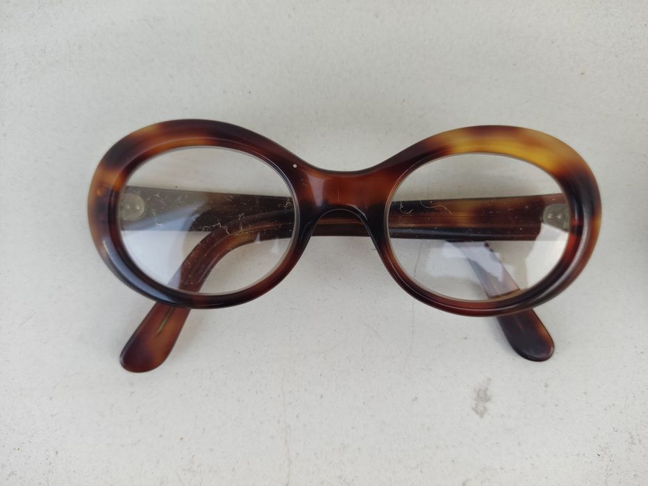 2 pares de óculos anos 70