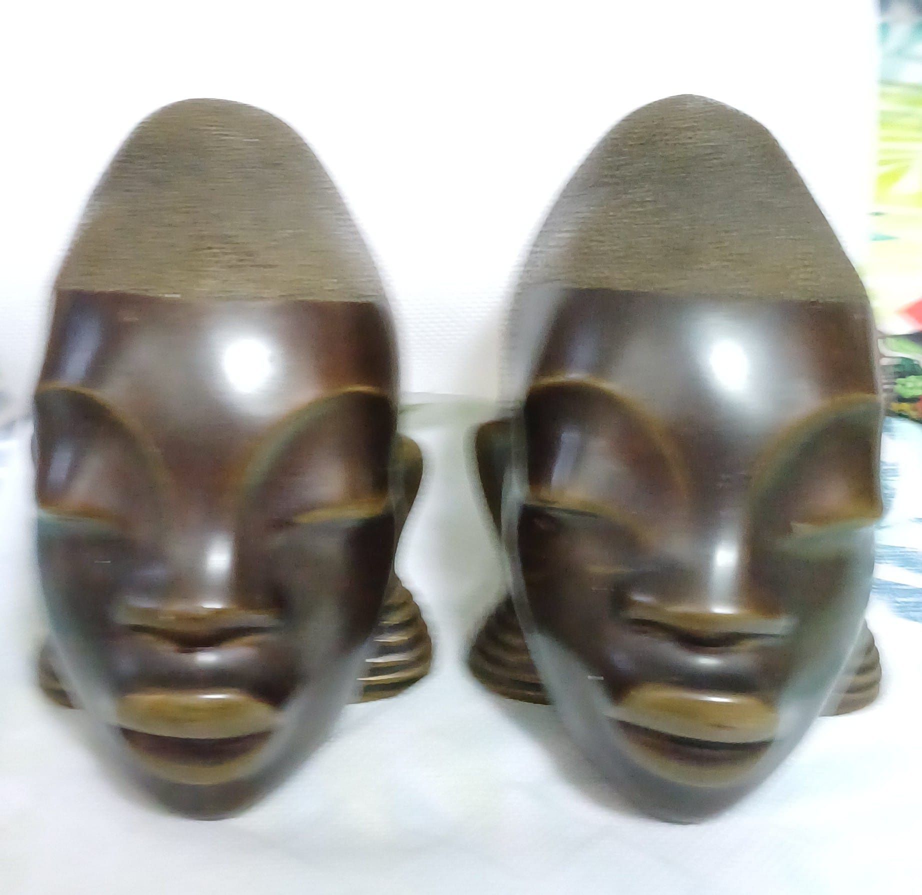 Mulheres Africanas Bronze raras