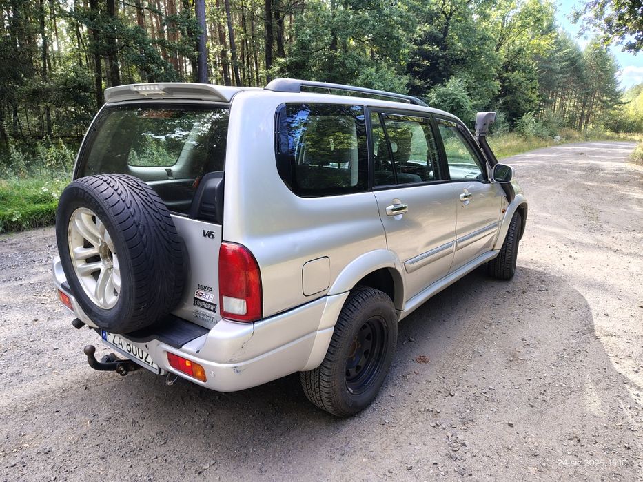 Suzuki Grand Vitara XL7 2004r. 2.7 184km LPG automat