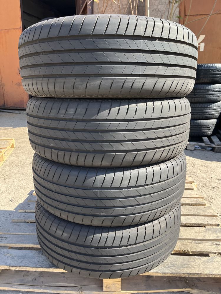 235/55 r18 Bridgestone Turanza T005 Резина летняя 22 год 99%