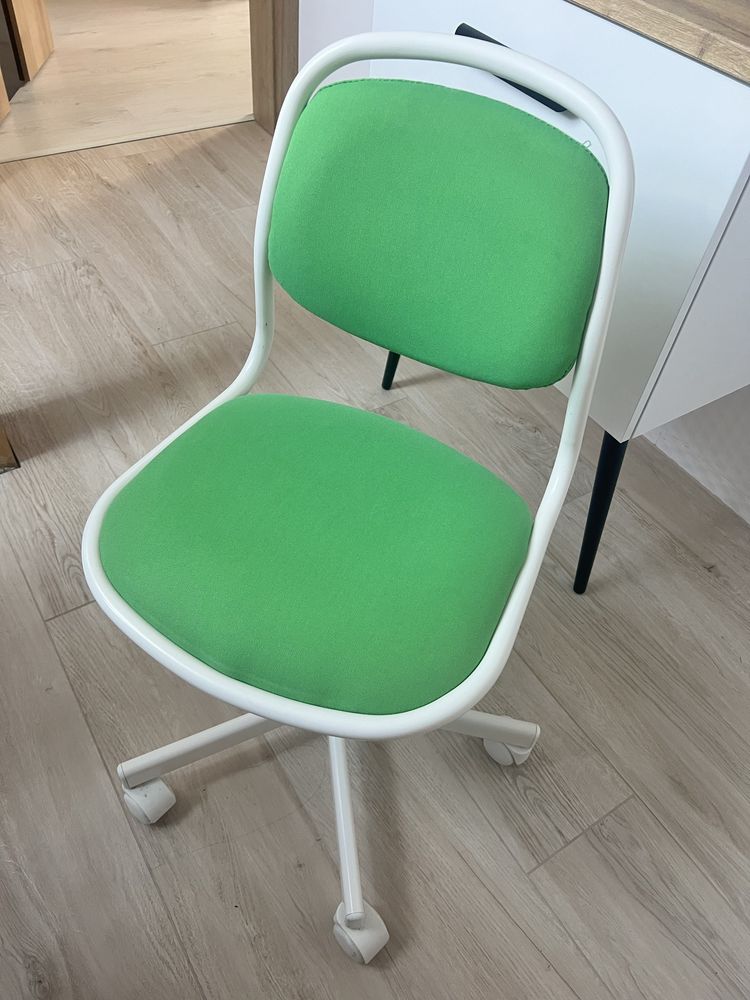 Krzeslo obrotowe Orfjall z Ikea