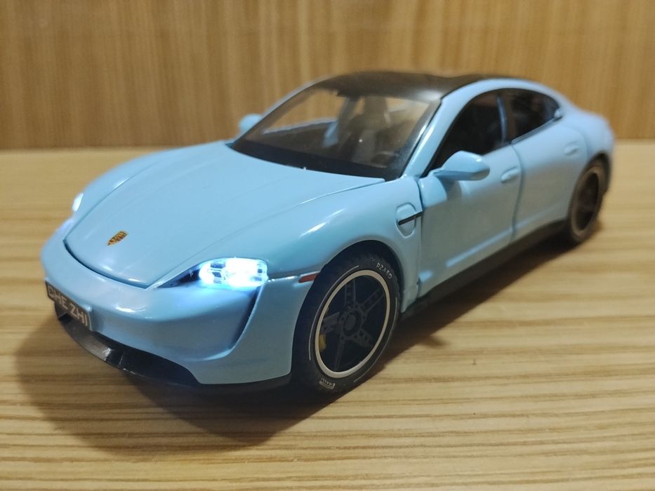 Модели Porsche Toycan 1:32 Автоэксперт Металл свет звук инерция Порш