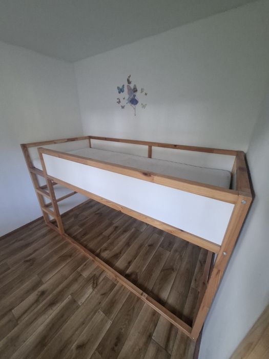 Łóżko piętrowe ikea drewniane z materacem