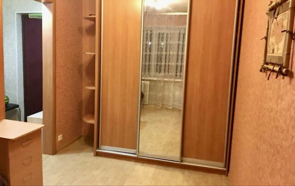 Продаж квартири Виставка!