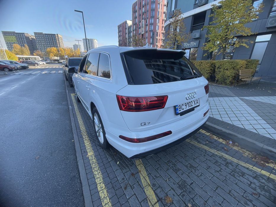 Audi Q7 S-Line 2017року