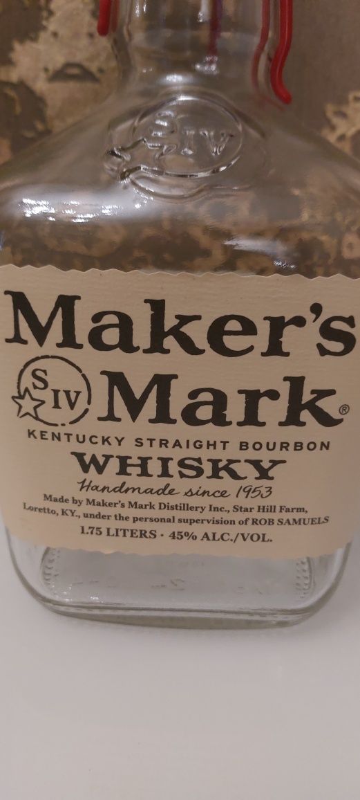 Пустая бутылка  Maker's  Mark whisky 1.75L в коллекцию