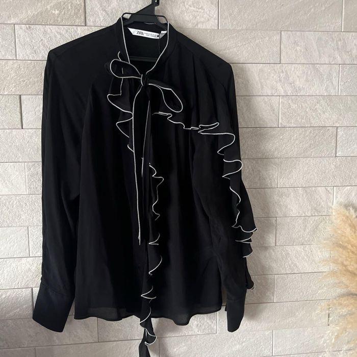 Неймовірна сорочка блузка ZARA великий вибір одягу