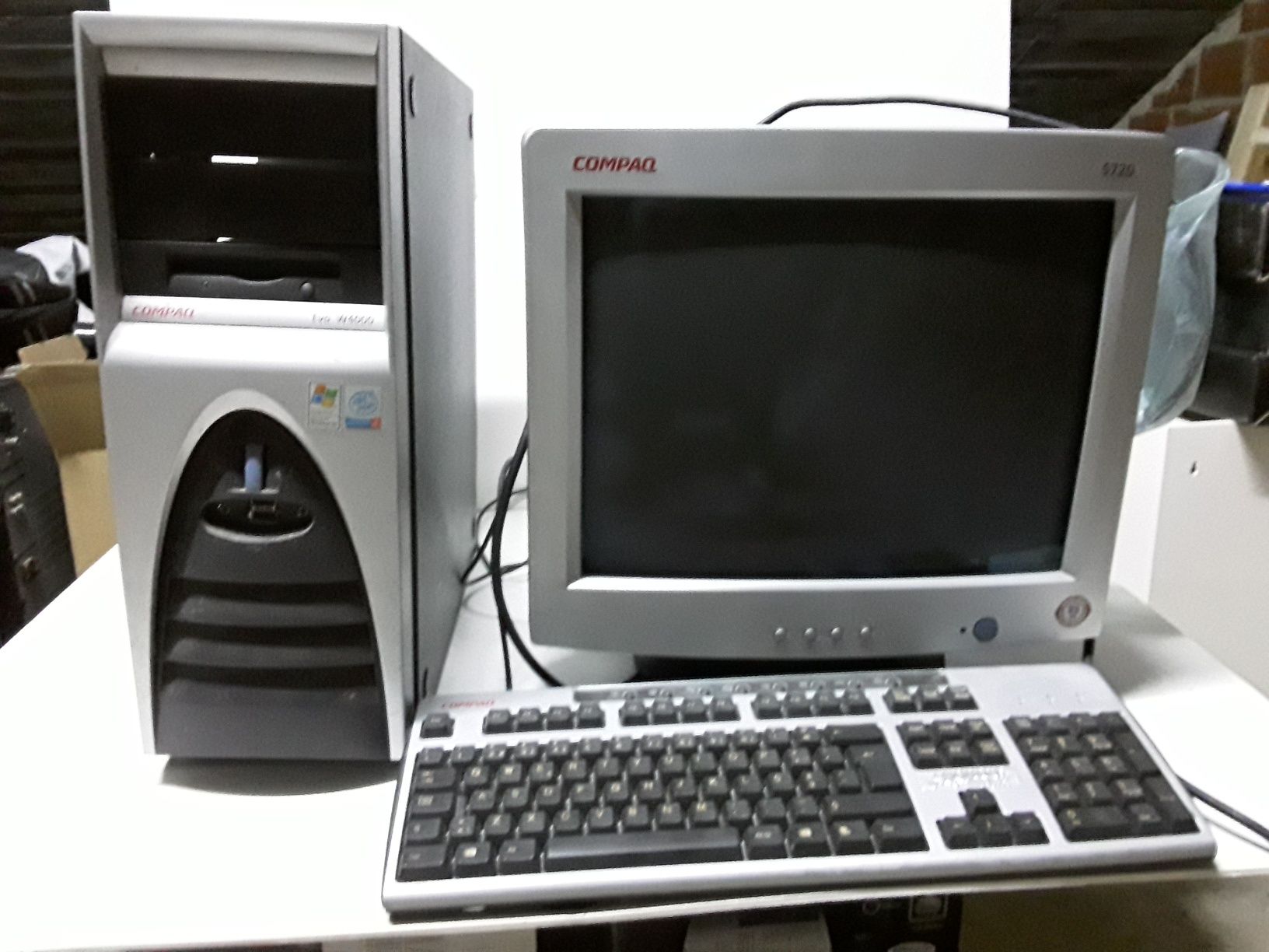 Computador Compaq
