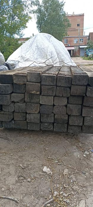 Шпала дерев'яна просочена є дошка брус