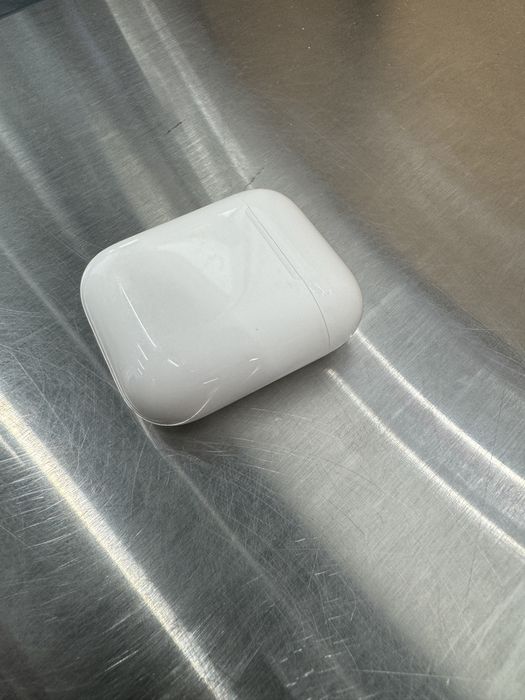 Навушники apple airpods 2 в гарному стані