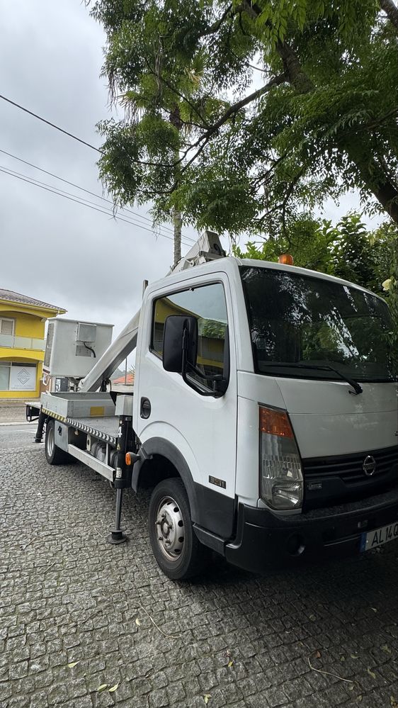 Nissan Cabstar C/ Caixa elevatoria