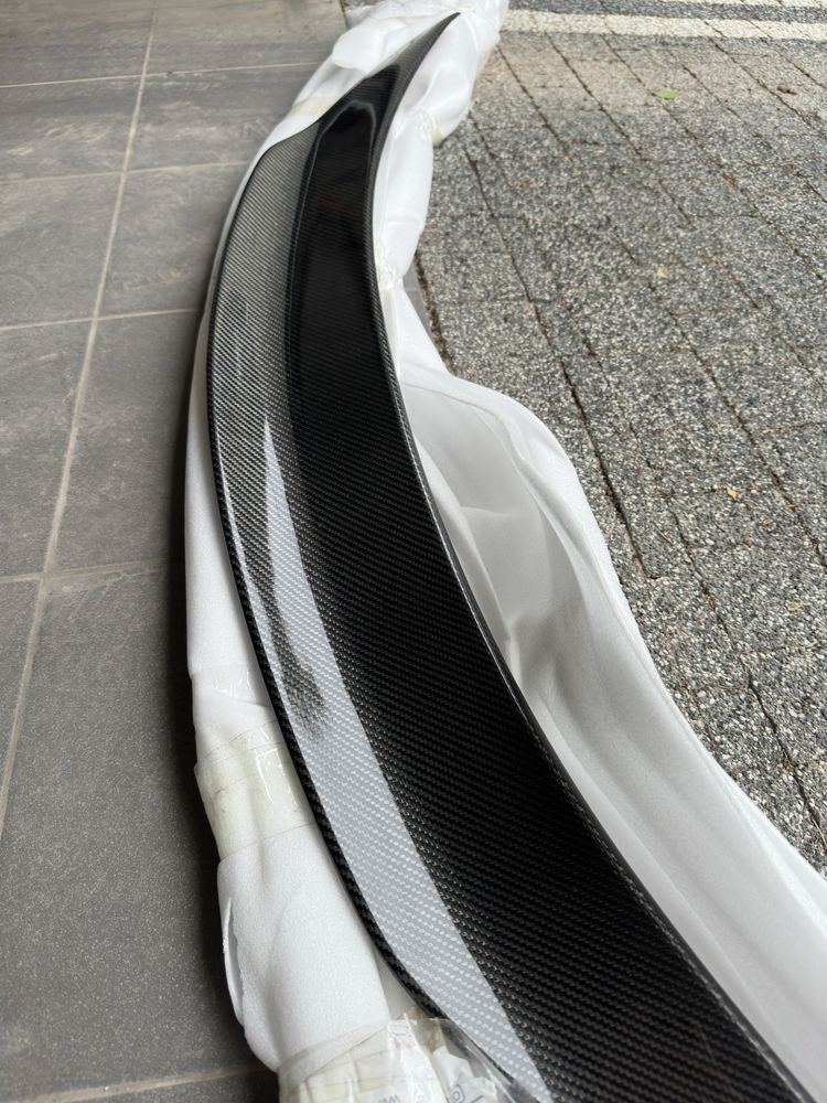 Tylny spoiler Mercedes C Klasa W205 karbonowy CT Carbon czarna lotka