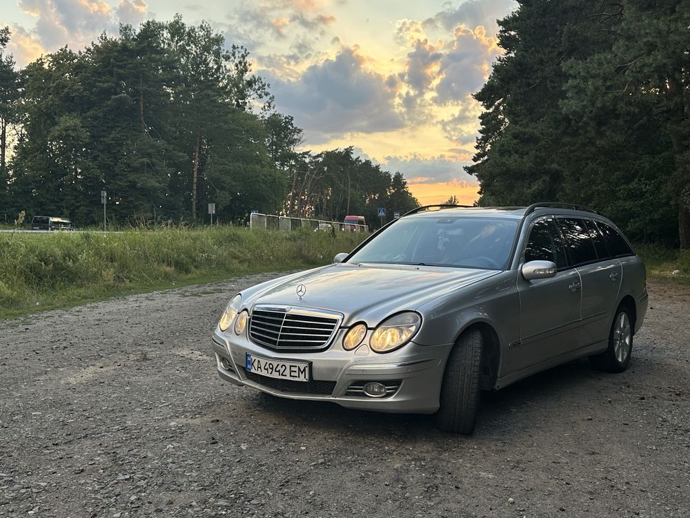 Mercedes-Benz E-Class W211 Universal 3.2 CDI