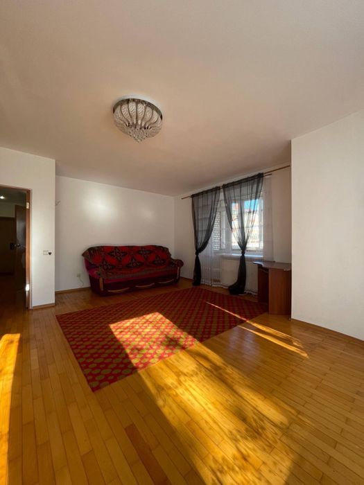 Оренда 3 км квартири поблизу Центру