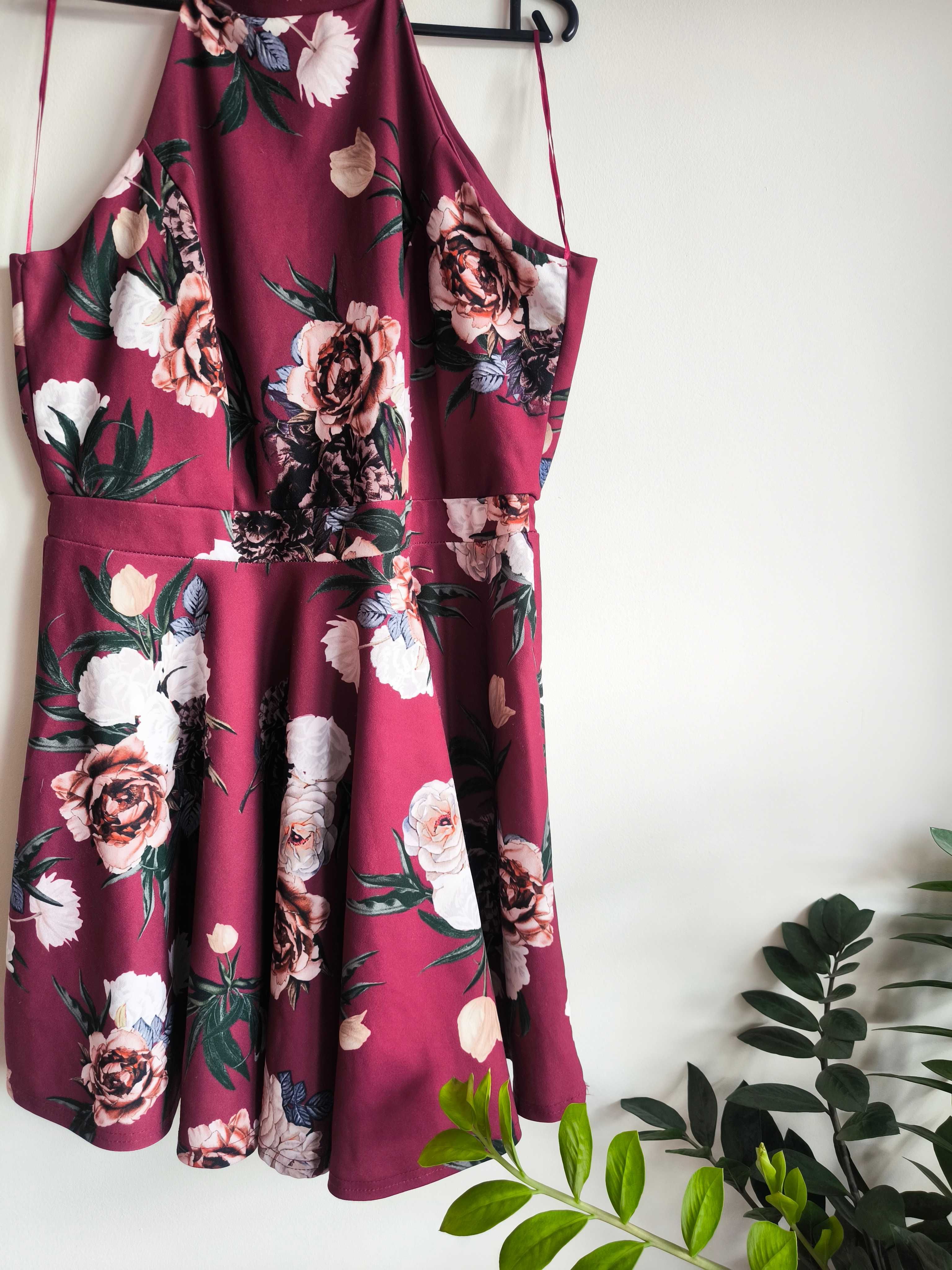 Przepiękna, bordowa sukienka w kwiatki marki Select w rozmiarze 3XL/46