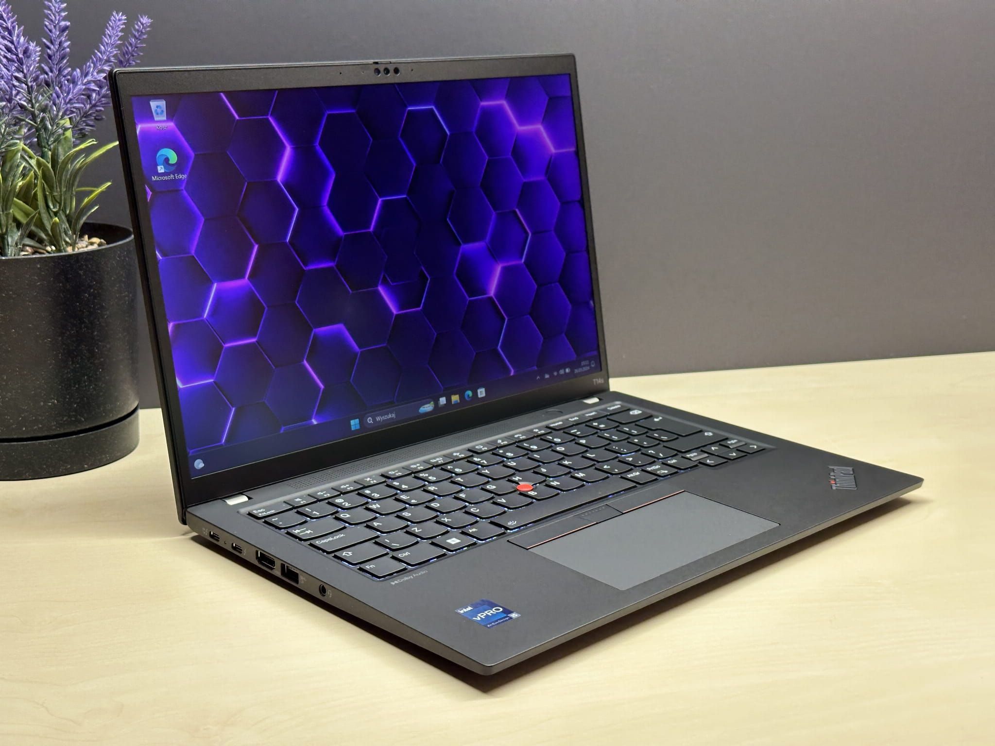 Laptop Lenovo ThinkPad T14s Gen 4 | i5-1345U / 16GB / 1TB / FHD+ /NOWY