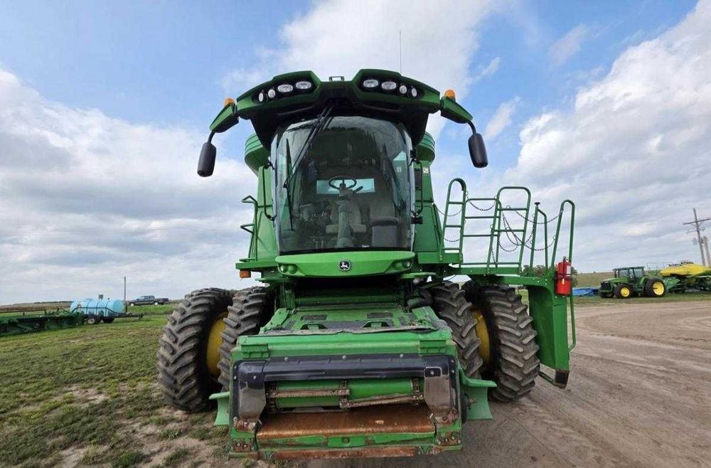 продам John Deere S670 2012року