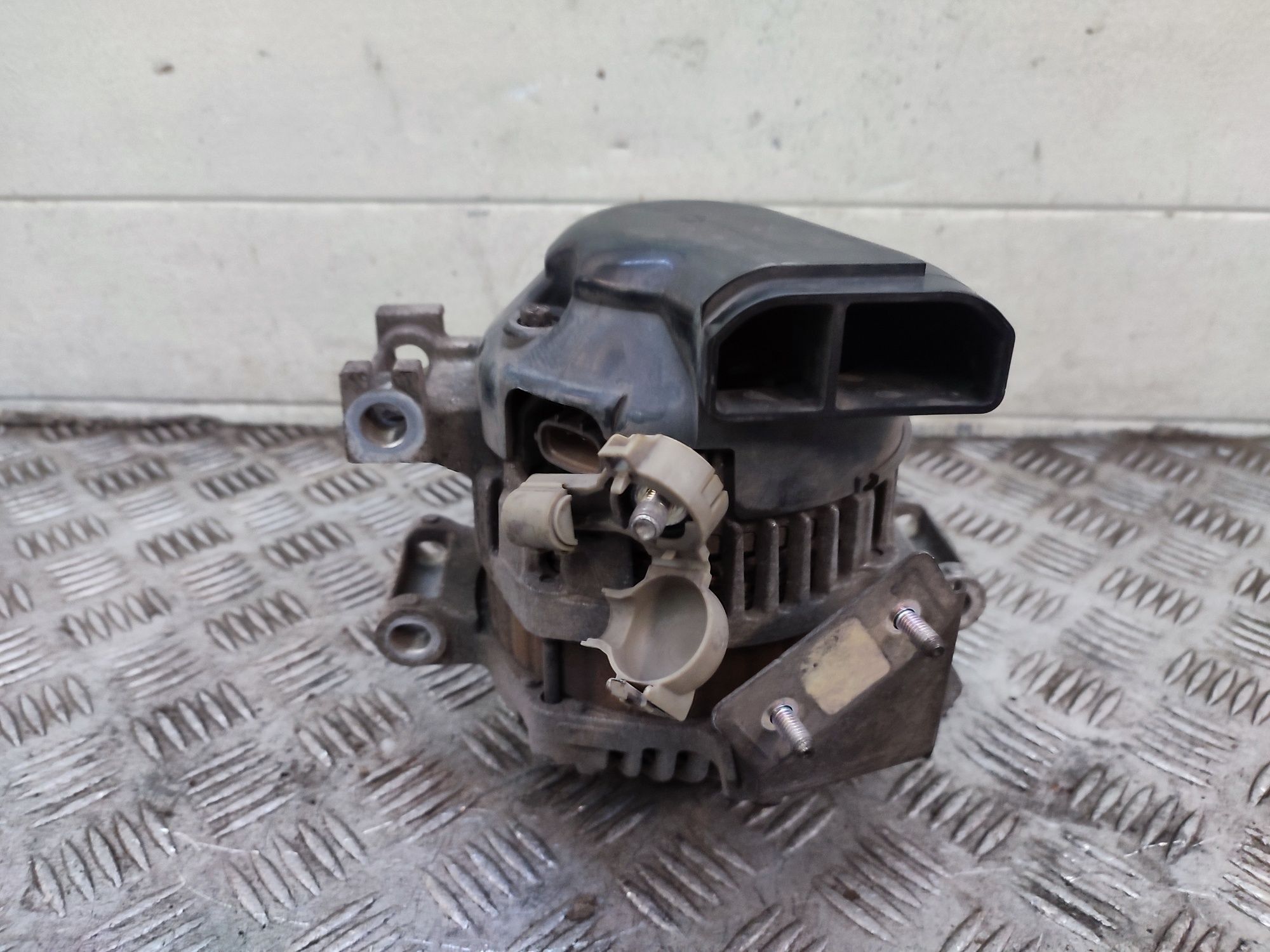 Mazda 6 II GH 07-12r 2.0 16v alternator