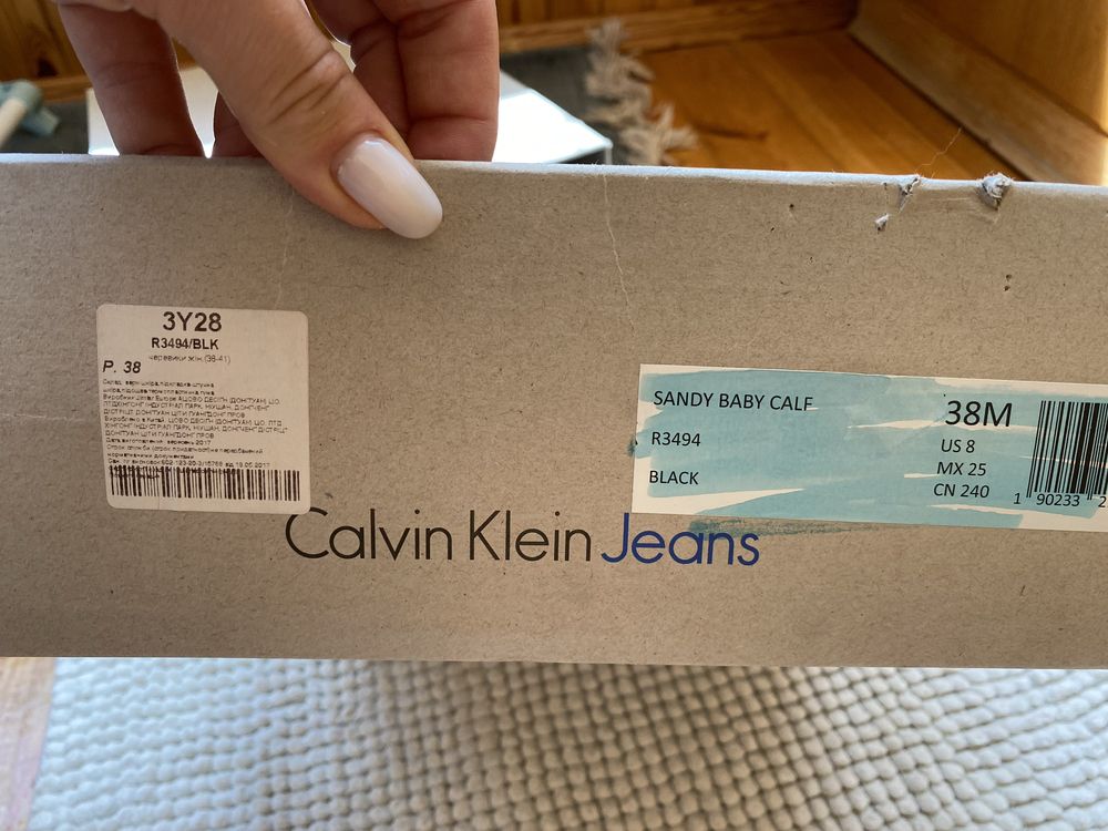 Calvin Klein ботинки 38 р б/у
