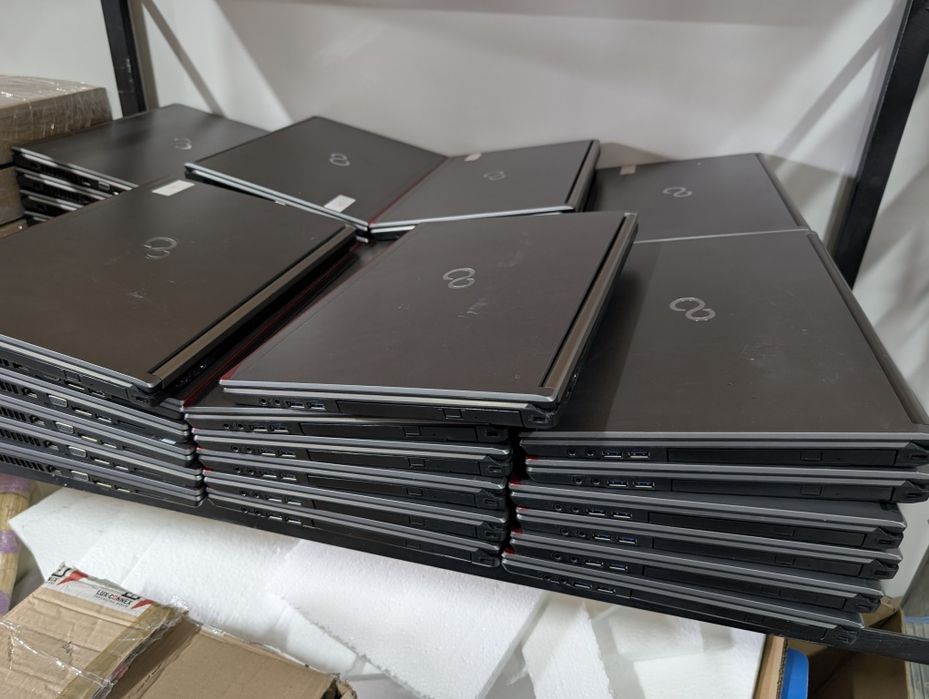 Потужні 15 дюймові ноутбуки  Fujitsu LIFEBOOK E756 є  200 шт-Поспішай!