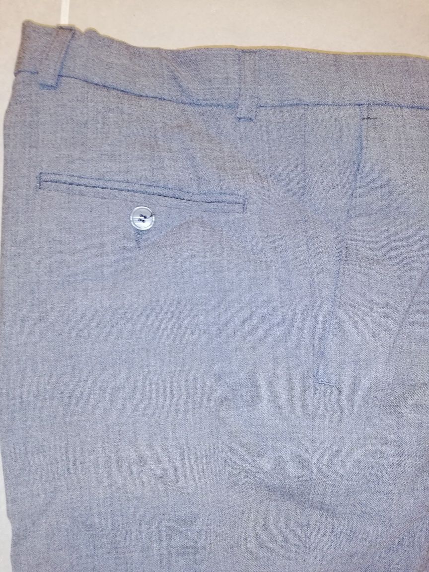 Calça clássica de homem T-38 - nova