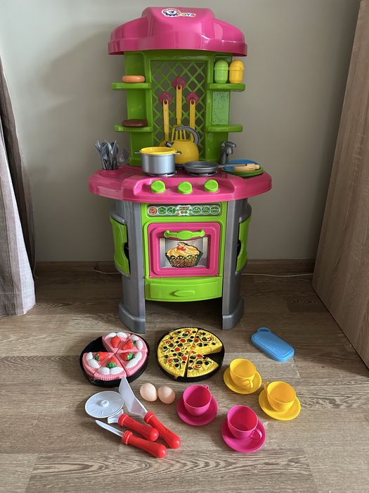 Дитяча кухня велика