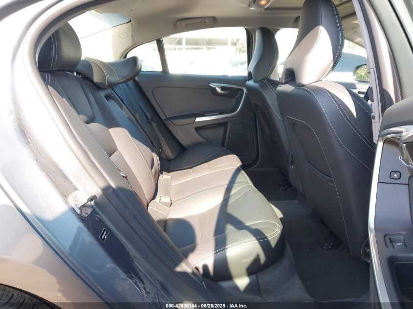 Volvo S60 T5 Dynamiс 2017