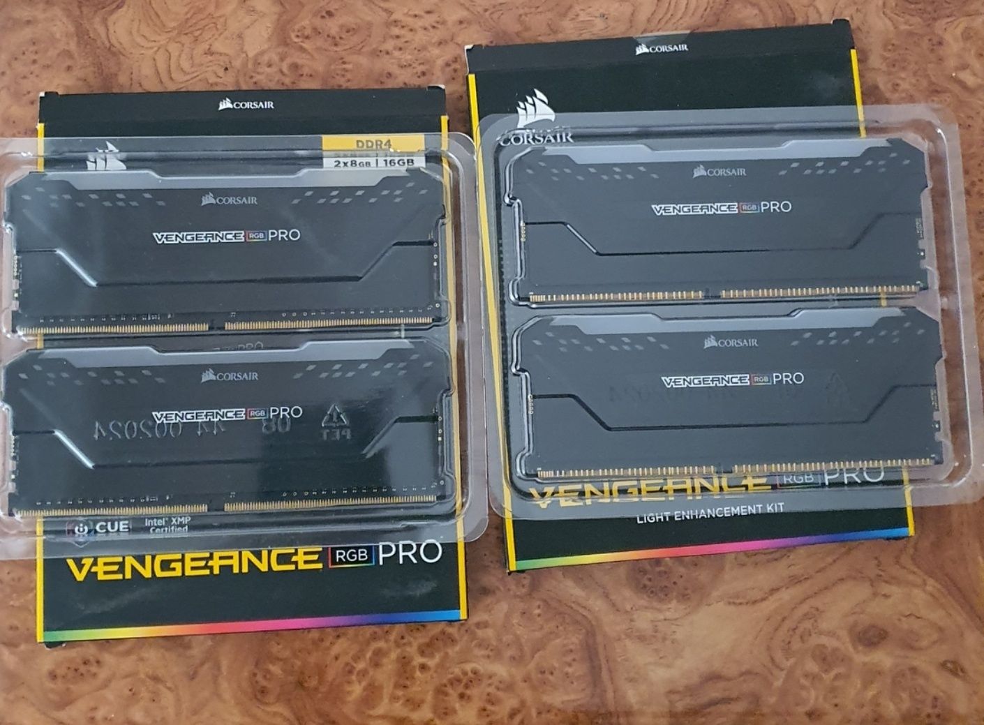 Zestaw pamięć Corsair  Vengeance RGB PRO DDR4