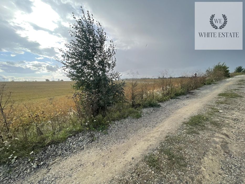 Продаж земельної ділянки с. Підгородне