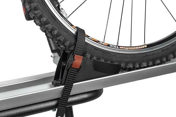 Porta bicicletas Menabo em aço e alumínio