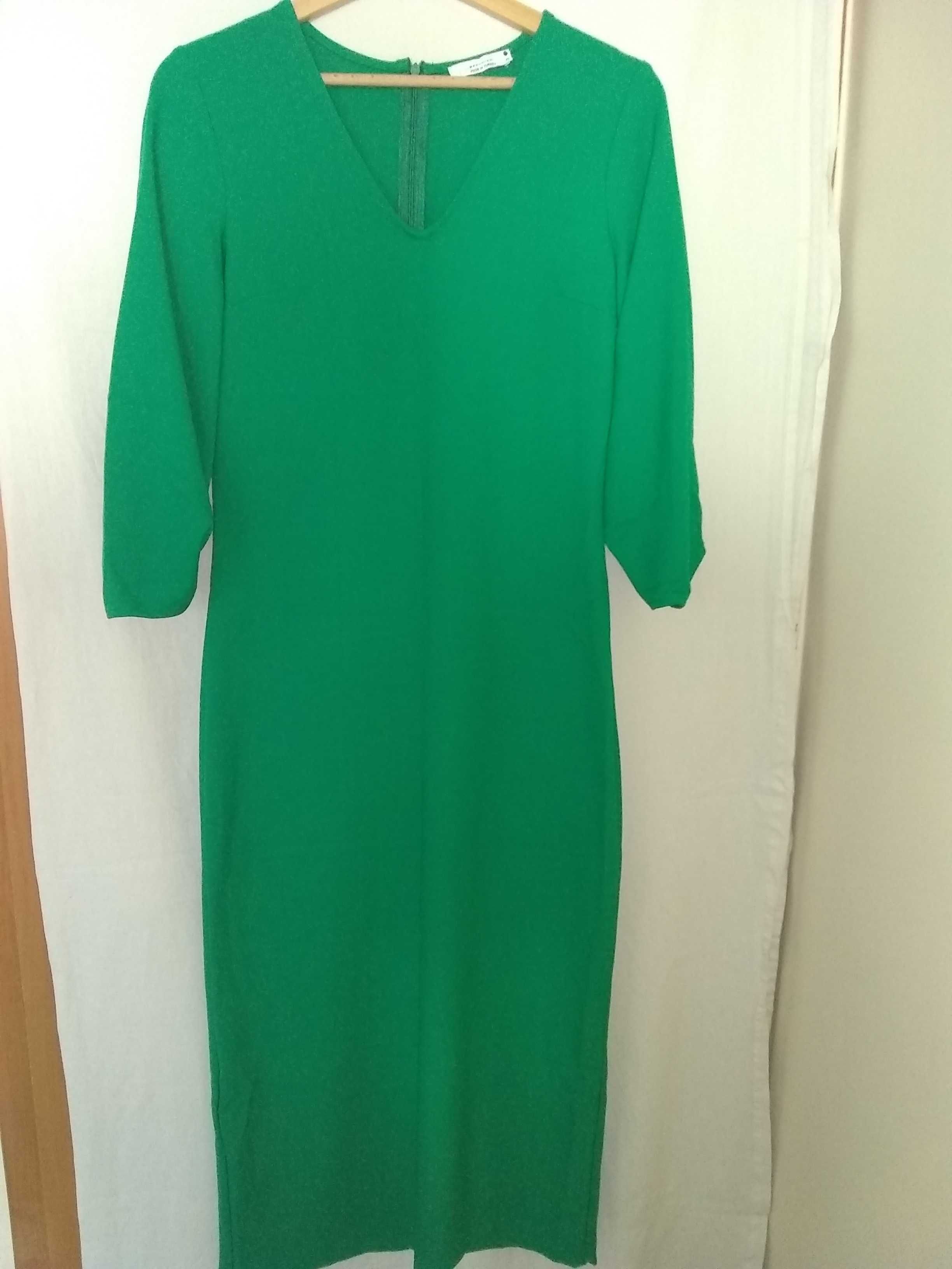 Zielona sukienka Reserved - rozmiar XS