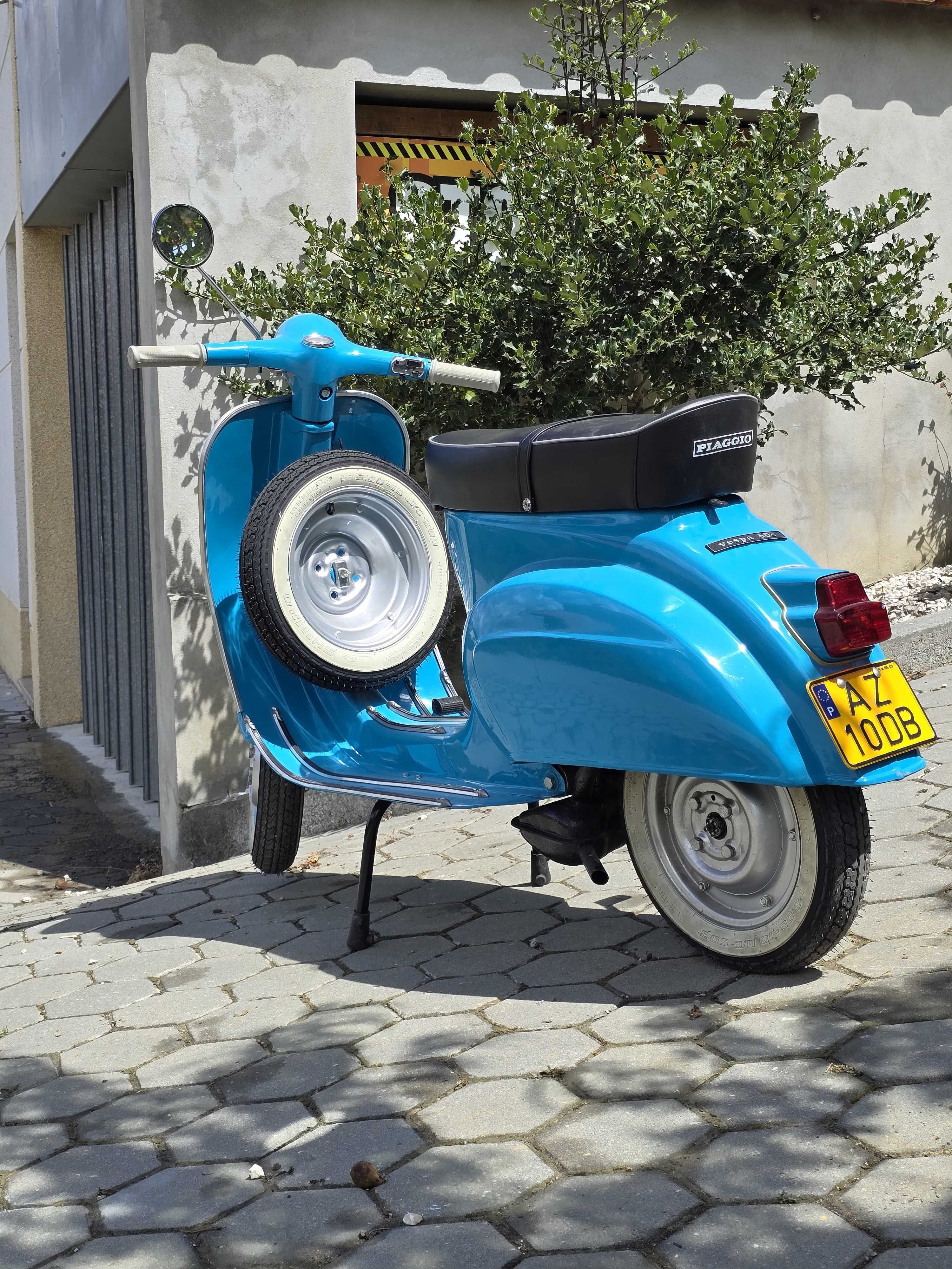 Vespa 50S Restaurada
