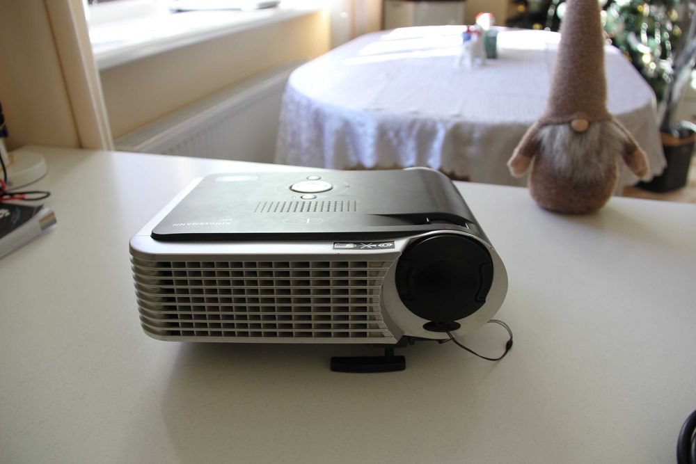 Продам проектор KINDERMANN KXD 165