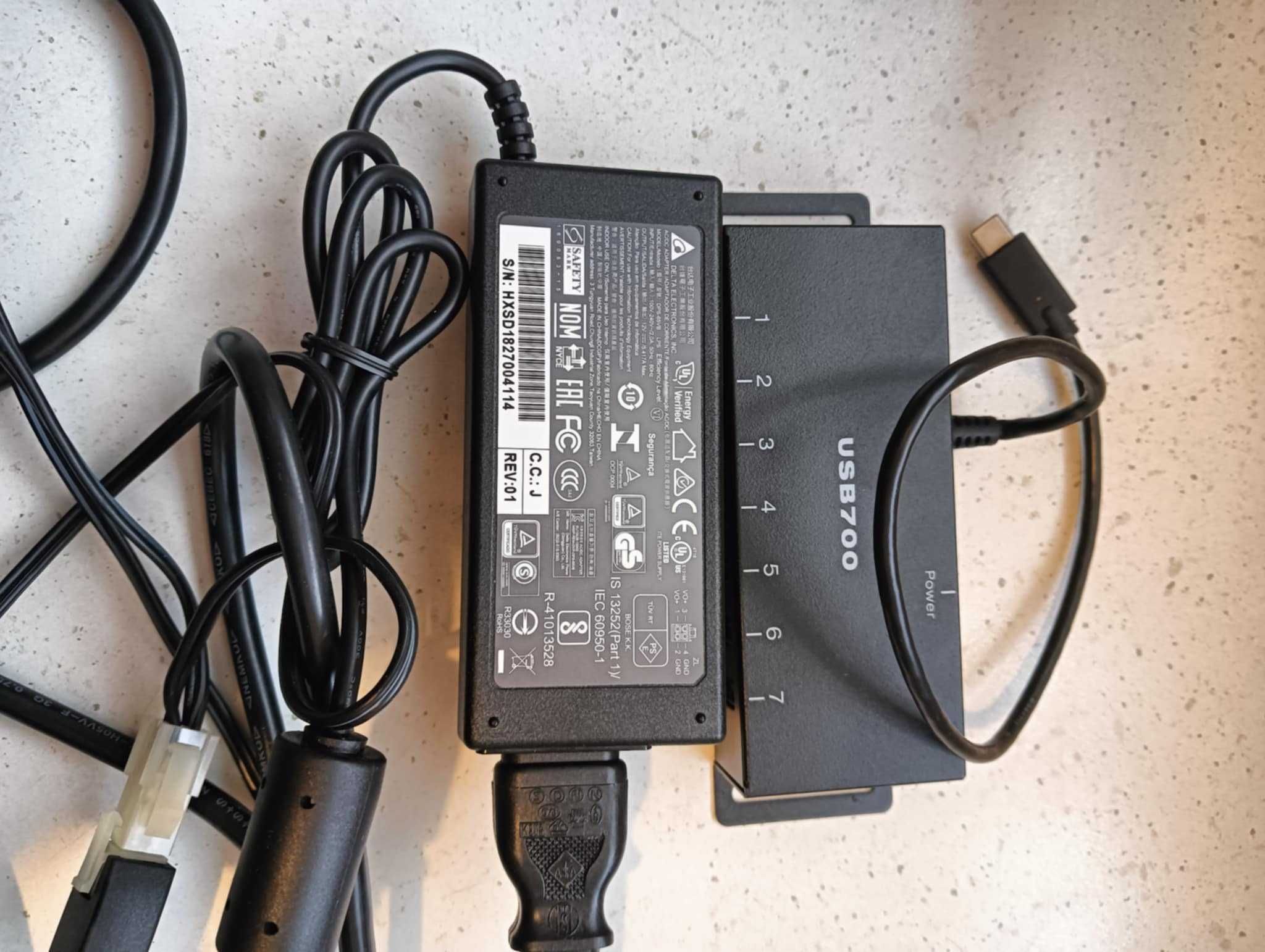 BrightSign - XD1033 - odtwarzacz multimedialny + BrightSignu USB700